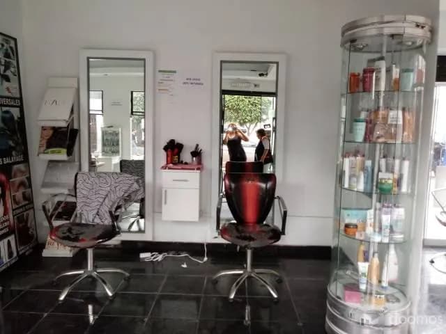 Traspaso Moderno  Salón spa - 2