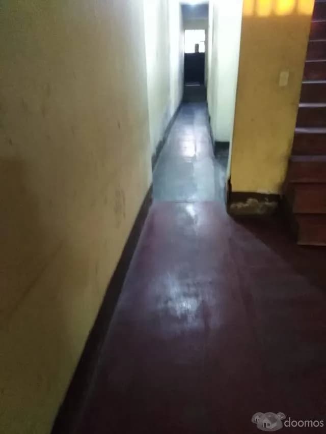 Vendo casa en La Esperanza Entre Av Condorcanqui y Tahuantinsyo - 2