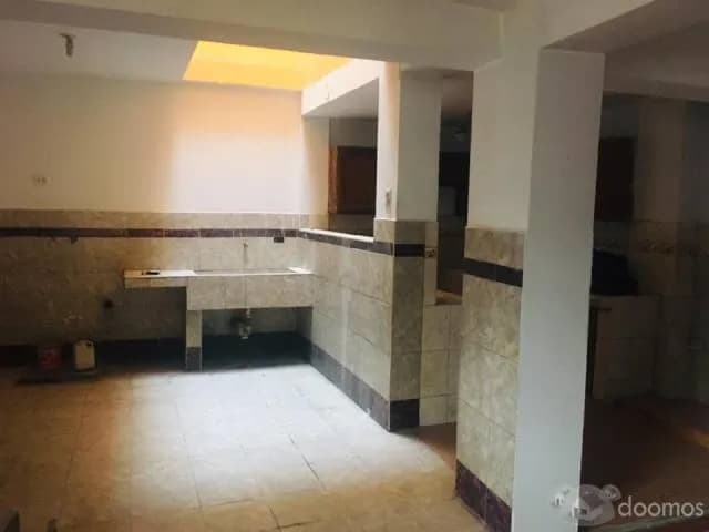 VENTA DE CASA  - S.J.L. - 2