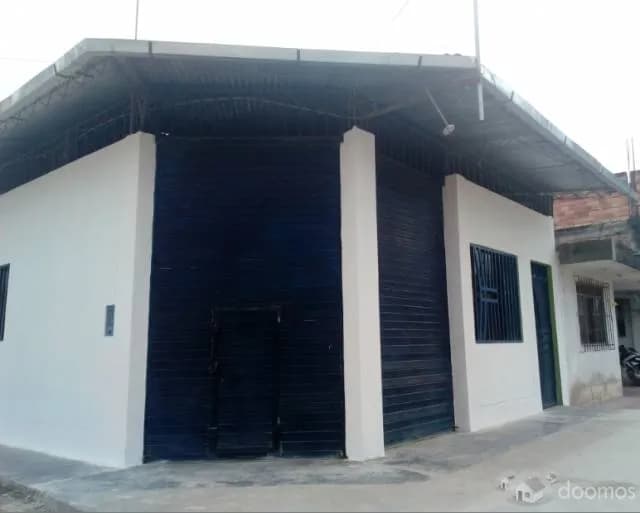 SE VENDE INMUEBLE COMERCIAL EN MOYOBAMBA / JR. 20 DE ABRIL - 1