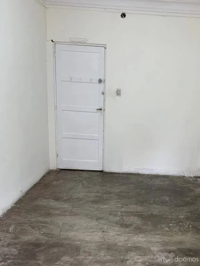 HABITACIÓN EN MIRAFLORES -  A 3 CUADRAS DEL OVALO GUTIERREZ - 2