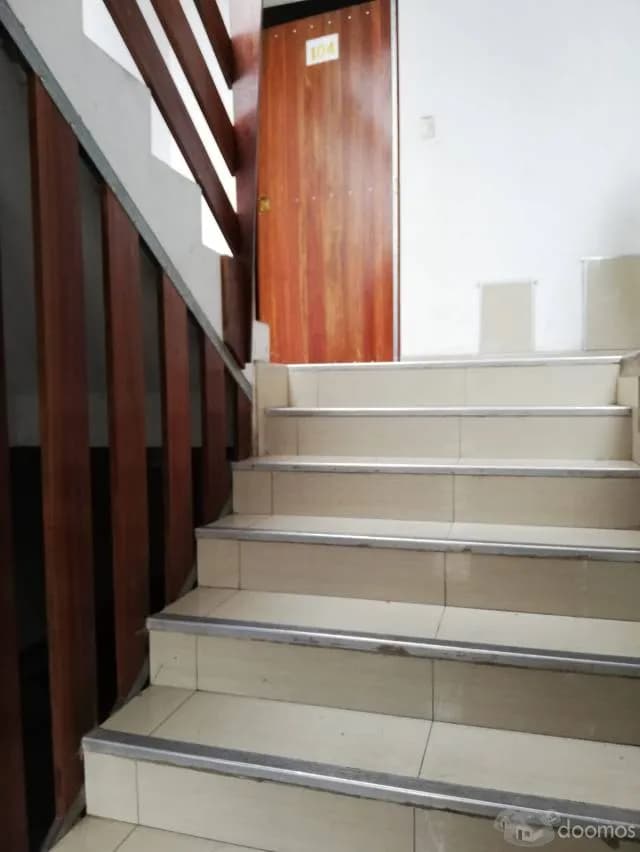 SE VENDE DEPARTAMENTO EN BUENA ZONA Y BUEN ACABADO - 2