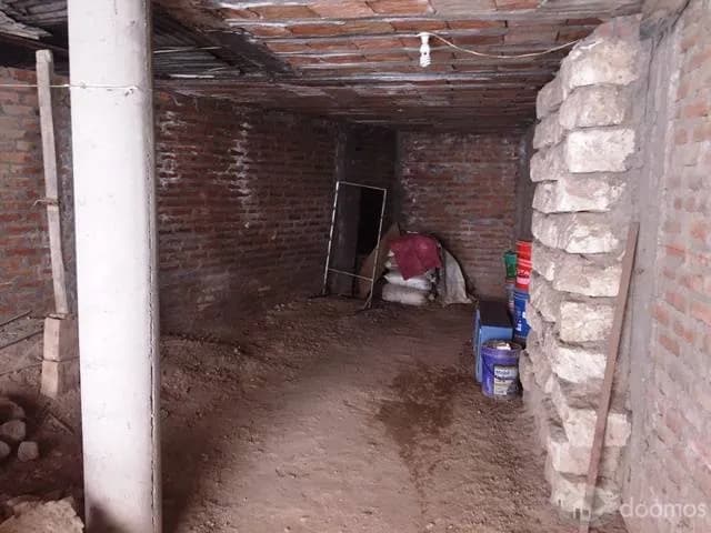 CASA - TERRENO en Venta - Negociable - 2