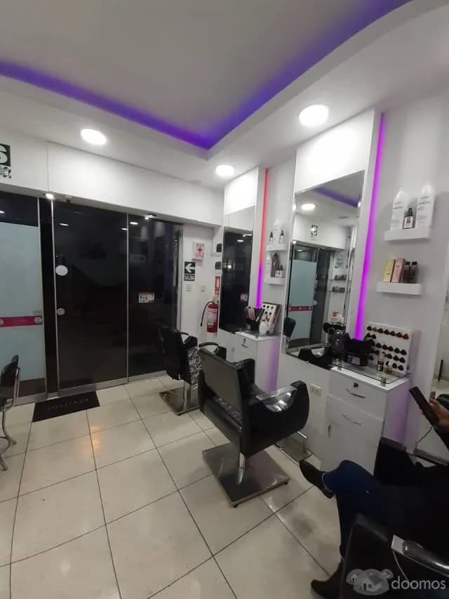 TRASPASO DE SALON DE BELLEZA - 1