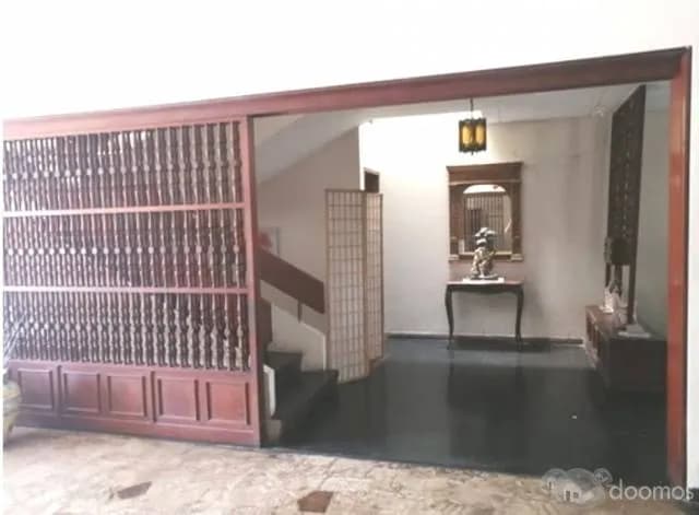 Alquiler de extraordinaria casa amplia - 1