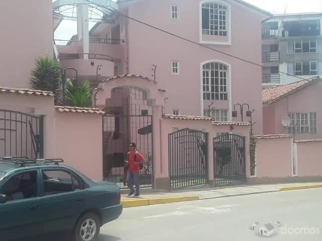 Alquilo casa - chalet en Santa Monica, Cusco - 1