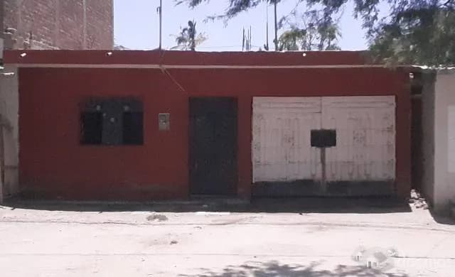VENTA DE CASA - Precio NEGOCIABLE - 1