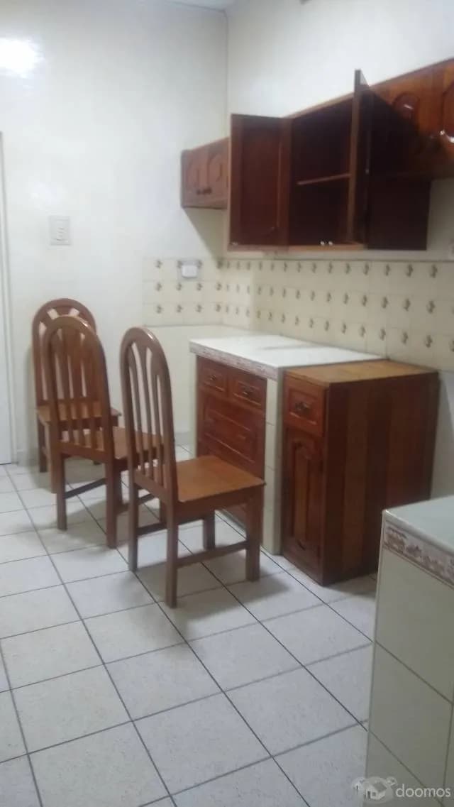 Casa en alquiler 3 dormitorios,cochera  S/ 2,000 - 1