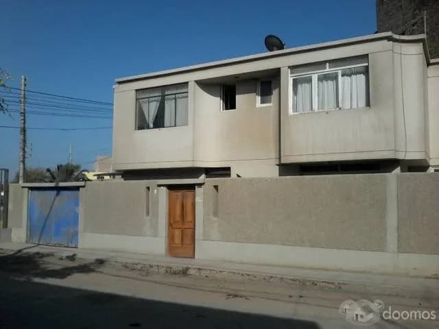 Casa 2 pisos - Urbanización Santa Elena - Chiclayo - 1