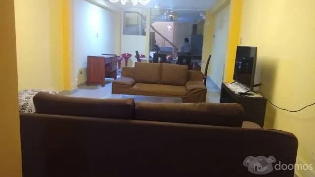 Alquilo casa  amoblada con 4 dormitorios,terraza y cochera  S/. 3,000 - 1