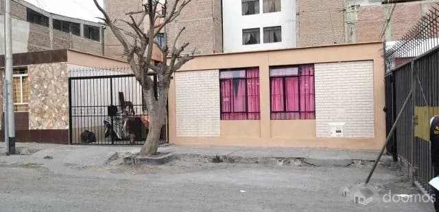 SE VENDE CASA DE 160 M2 EN SAN JUAN DE MIRAFLORES - 1