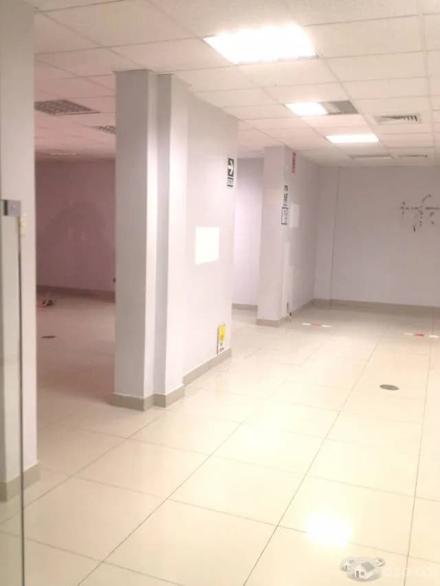 ALQUILO LOCAL COMERCIAL A MEDIA CUADRA DE LA PLAZA DE ARMAS DE PISCO. - 2