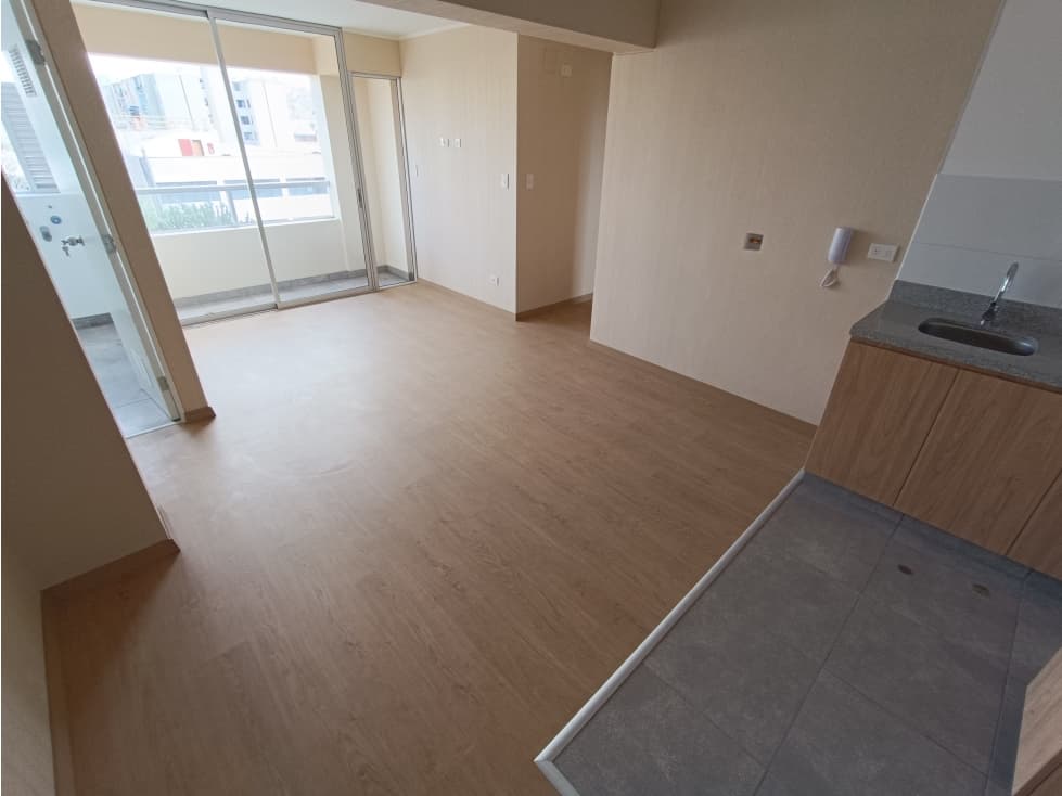 CHORRILLOS - ALQUILER DEPARTAMENTO + COCHERA - ÁREA 63 m2 - 1