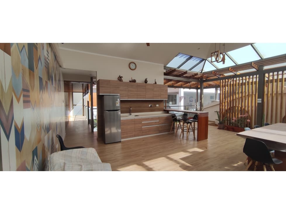 VENDO RESIDENCIA LUJOSA 330 M2 FRENTE AL PARQUE HUANCARO CUSCO - 2