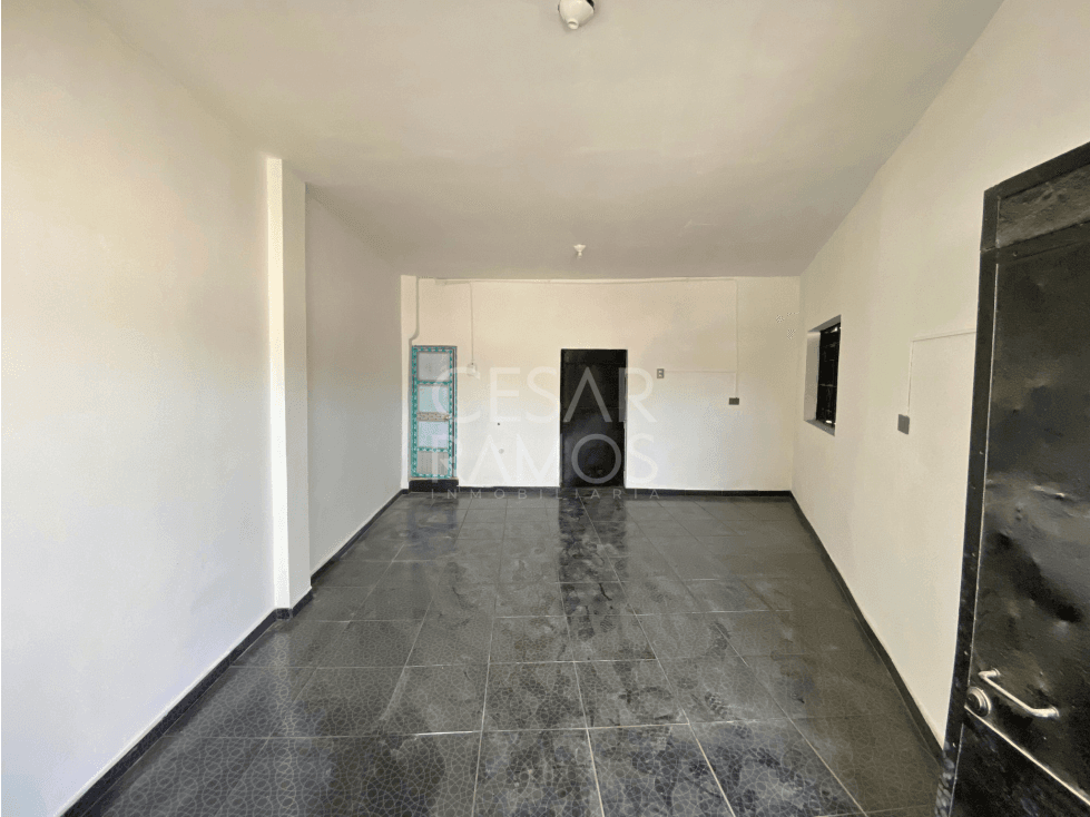 ALQUILO LOCAL COMERCIAL EN CARRETERA A TAMBOGRANDE SULLANA - 2