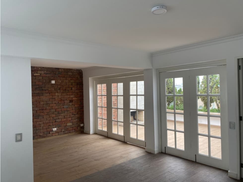 AMPLIO DÚPLEX EN MIRAFLORES - 1