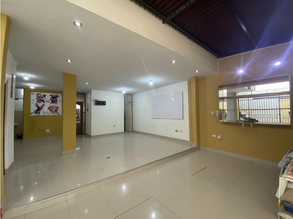 LOCAL O ALMACEN EN ALQUILER - 1