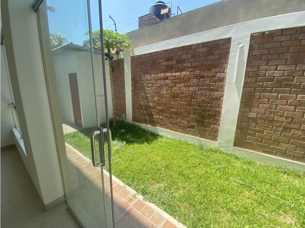 ALQUILO CASA EN CONDOMINIO LAS ARENAS, PIURA - 2