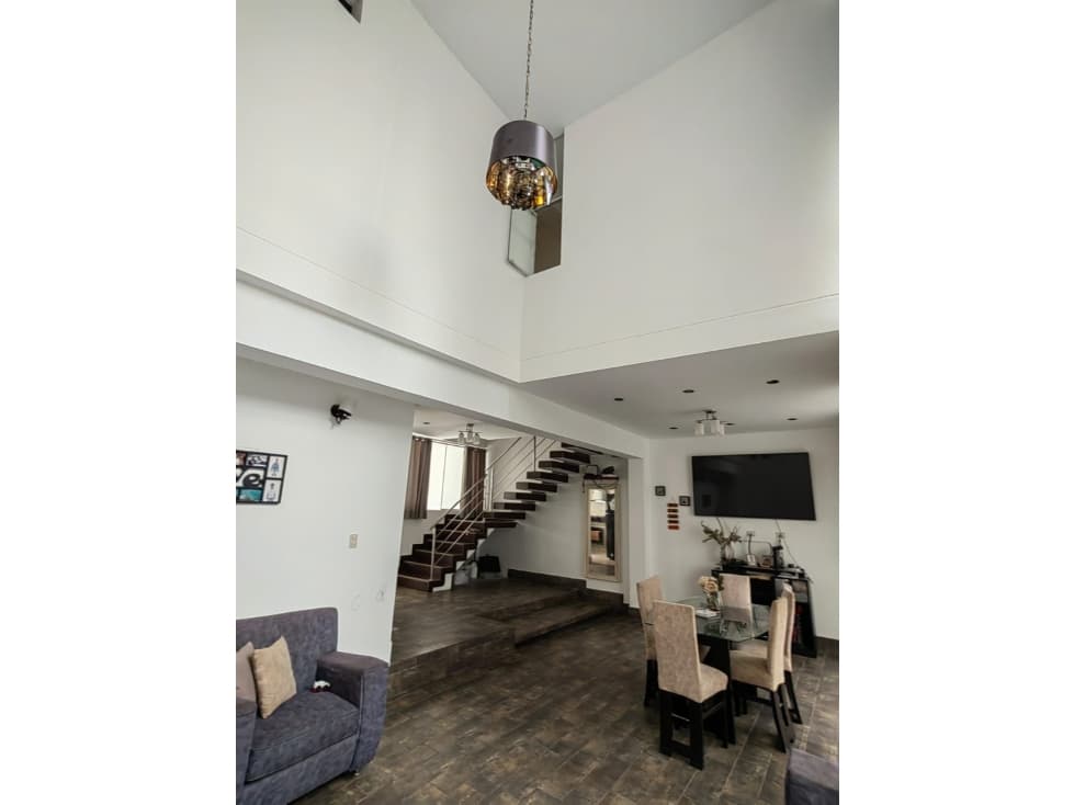 ALQUILO LINDA CASA EN MIRAFLORES COUNTRY CLUB - 2