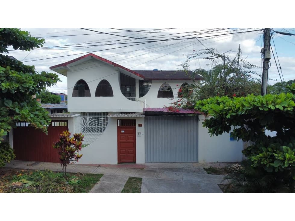 Local / Institución en Alquiler - Tarapoto - Centro - 1