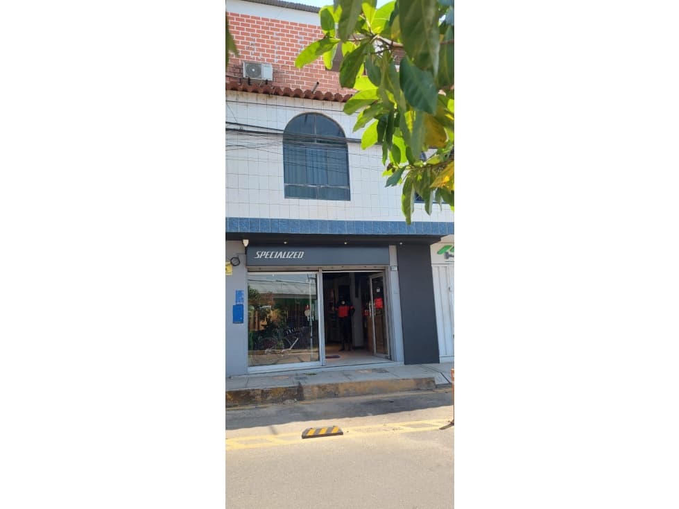Casa + Local Comercial en venta - Tarapoto - Centro - 2
