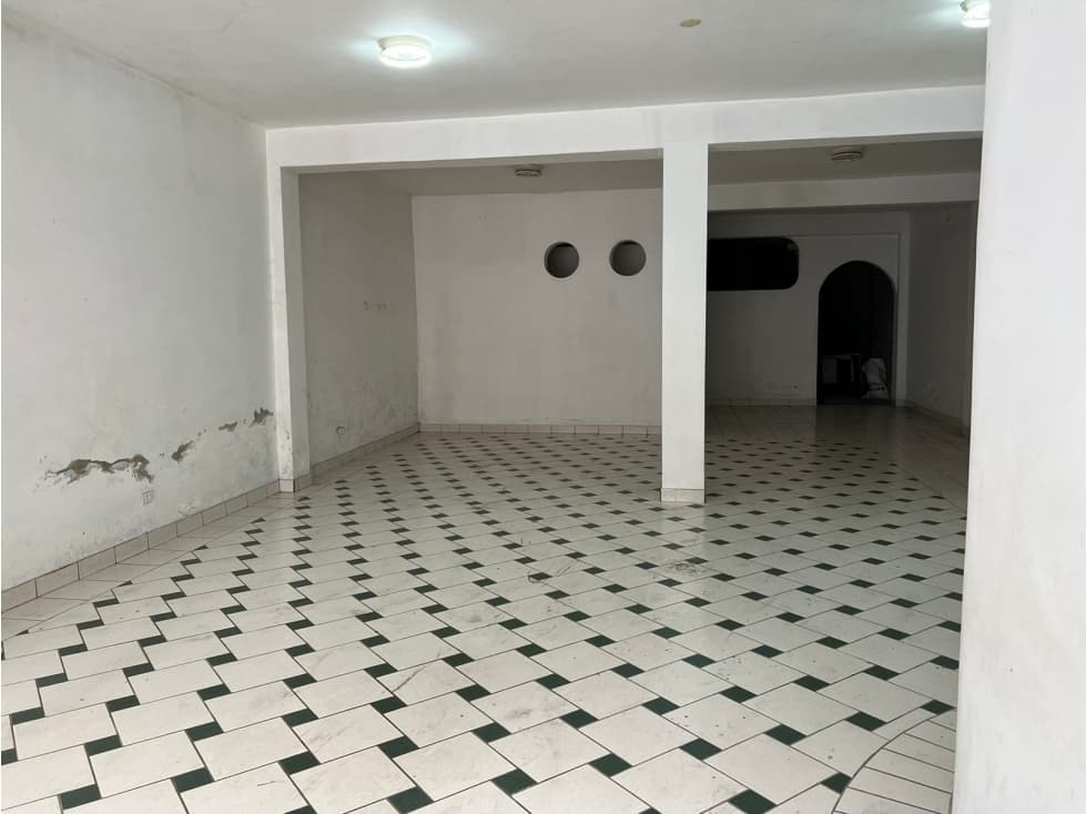 Casa + Local Comercial en venta - Tarapoto - 2