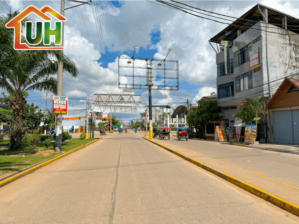00587 - VENTA HOSPEDAJE YARINACOCHA - ZONA COMERCIAL - AC 950 M2. - 2