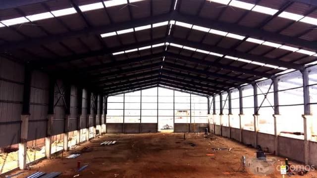 ¡¡EXCELENTE OPORTUNIDAD DE ALQUILAR UN LOCAL DENTRO DE UN PARQUE INDUSTRIAL CON SEGURIDAD LAS 24 HORAS!! - 2