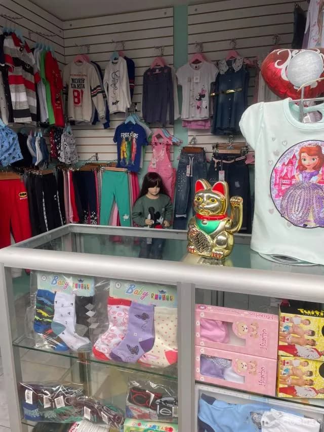 OCASIÓN!! TRASPASO DE TIENDA DE ROPA DE NIÑOS AL COSTADO DEL IPCNA - 2