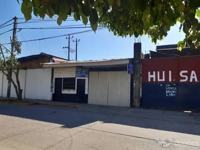 VENDO CASA COMO TERRENO - 2