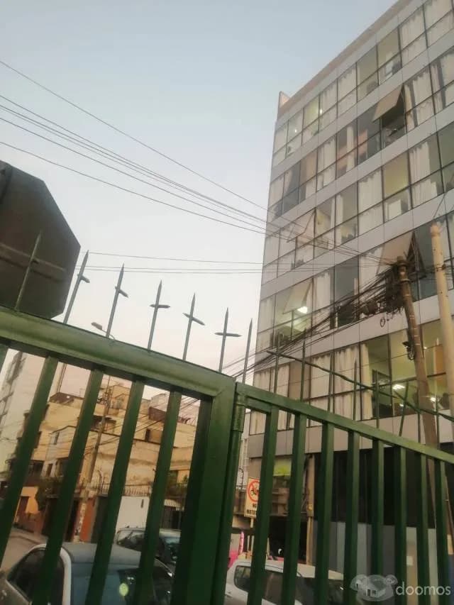 Ate vendemos edificio de 7 pisos 3 sótanos 20 estacionamientos - 1