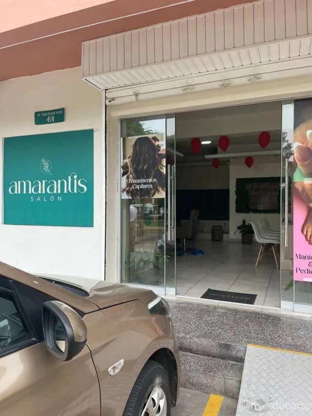 se traspasa local de peluquería en excelente ubicación en plena avenida en el distrito de San Borja - 2