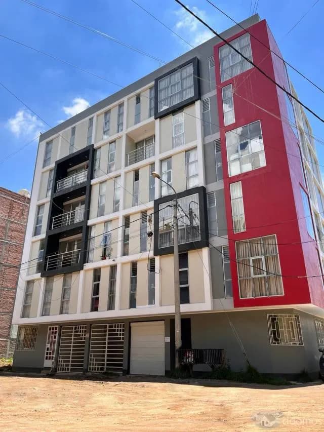 Se vende Duplex de estreno mas cochera Urb. Colinas de San Antonio cerca a la UPLA y Polideportivo Wanka - 1