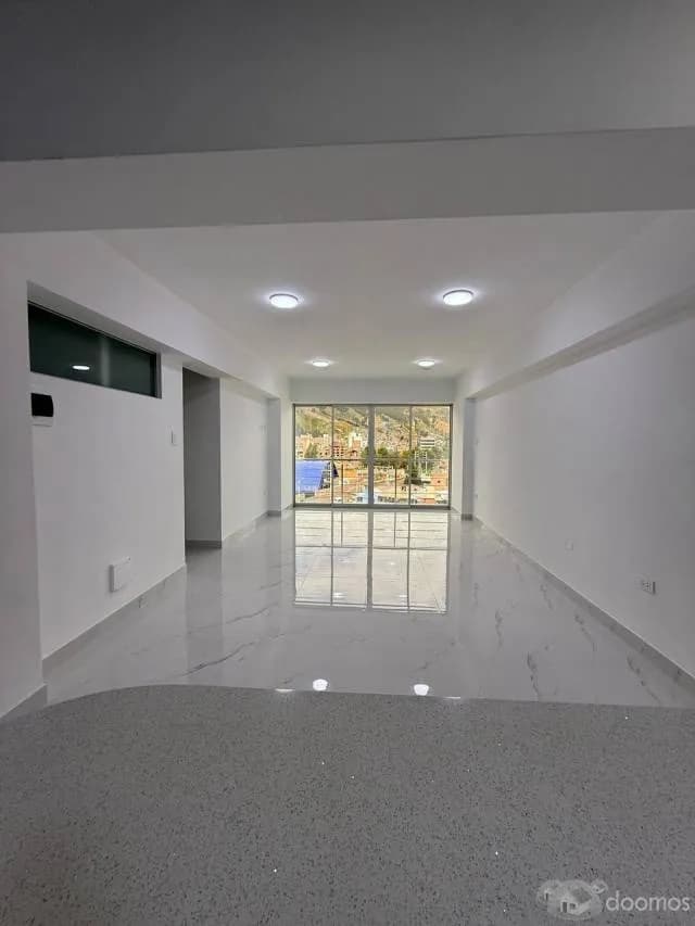 Se Vende Departamento de Estreno con 3 dormitorios es esquina – San Carlos - 2