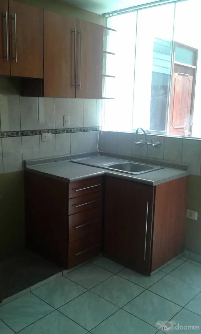UMACOLLO DEPARTAMENTO 150 M2 ,$130000 ,1ER PISO QUINTA SANTHINO - 1