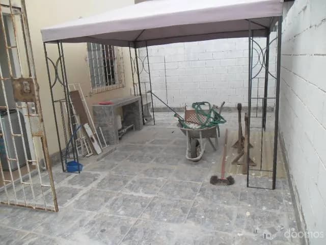 SE ALQUILA CASA SOLO PARA EMPRESA - 2