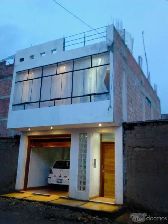 VENDO CASA BONITA EN SICUANI - 1