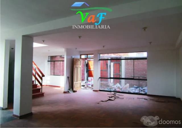 EN VENTA CASA DE 2 PISOS EN ZONA TICAPATA CUSCO - 2