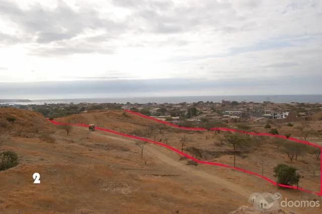 Amplio terreno con espectacular vista - 2