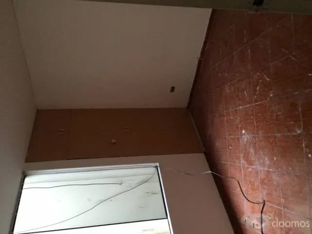 SURCO VENDO 2 DEPARTAMENTOS 2DO PISO MAS AIRES $158,000 MIL DOLARES ALT 24 AV VELASCO ASTETE - 1