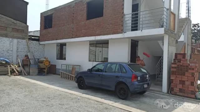 Alquilo Casa Chorrillos Upc 150 M2 3 Habitaciones, Sala, Cocina, 2 baños, agua caliente, Lavandería y 1 Cochera, Patio. - 2