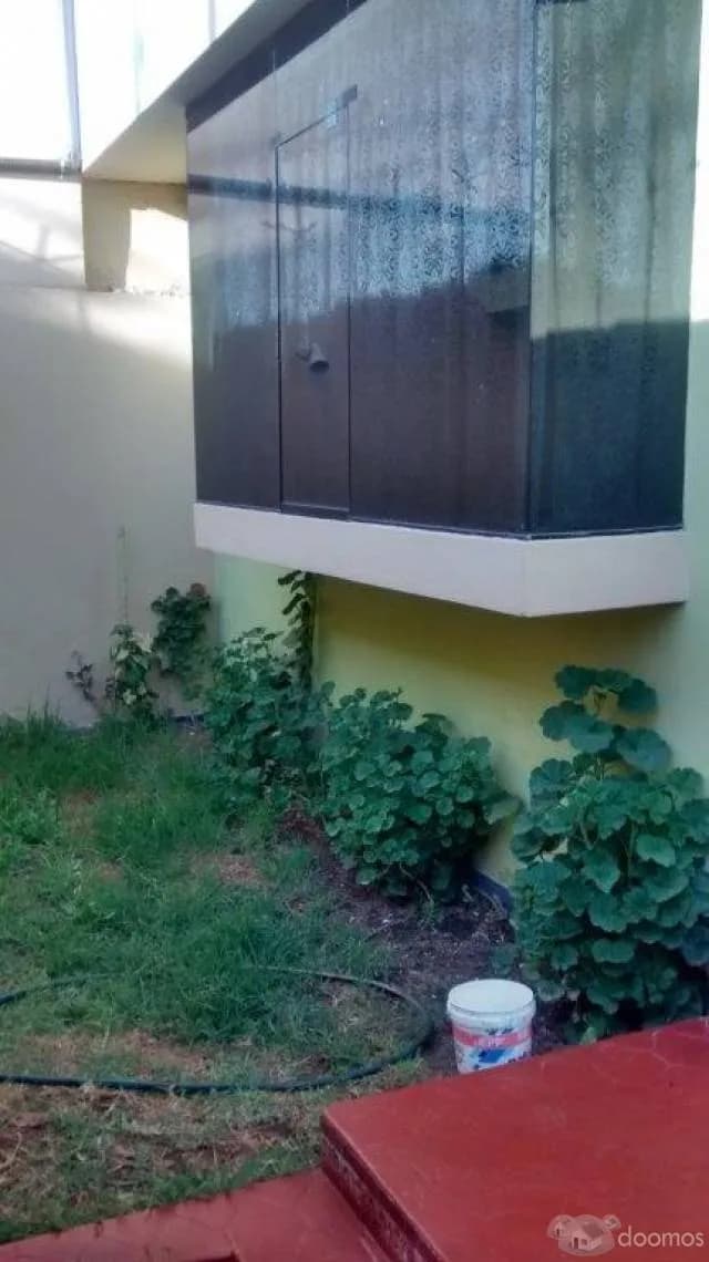 Ocasión amplia y cómoda casa - 2