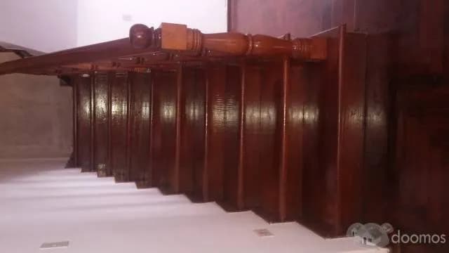 SE ALQUILA O VENDE CASA AMPLIA PARA EMPRESAS - 2