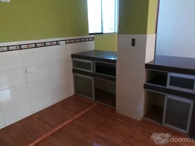 VENTA DE CASA NUEVA DE 3 PISOS C/6 DEPARTAMENTOS - 2
