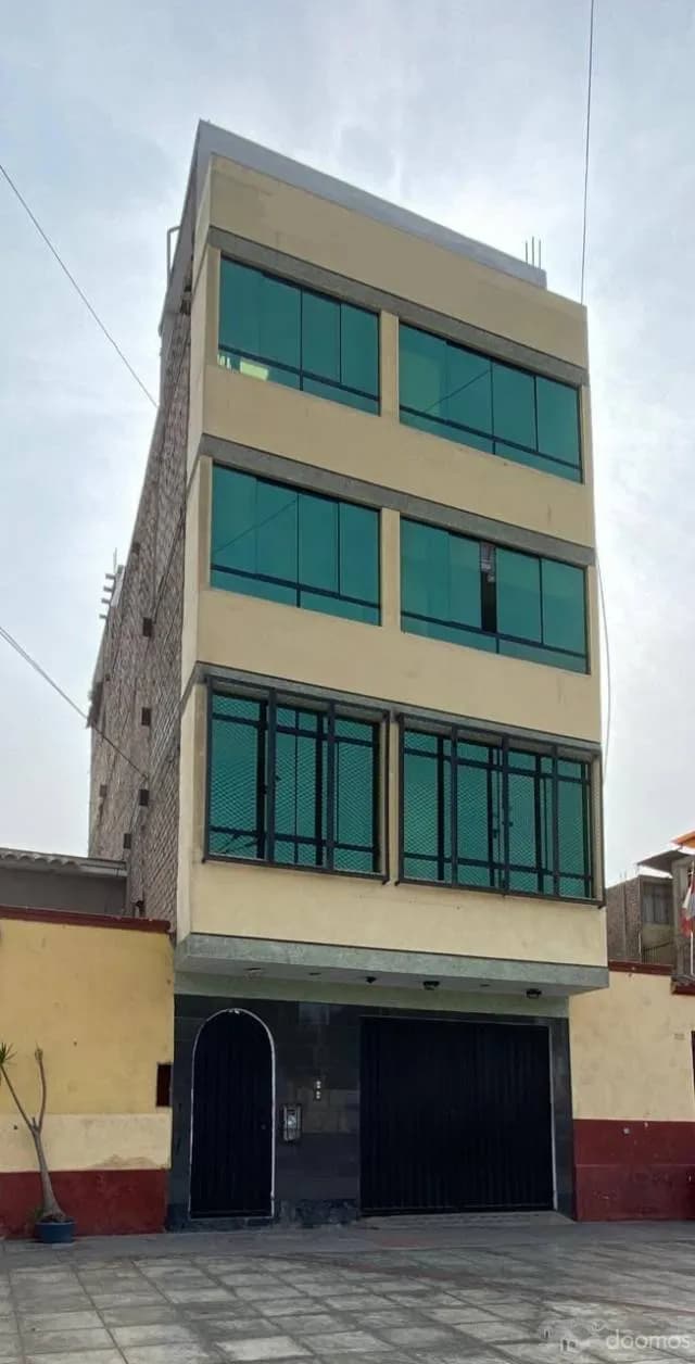 ALQUILO EDIFICIO IDEAL OFICINAS EN SURQUILLO. - 1