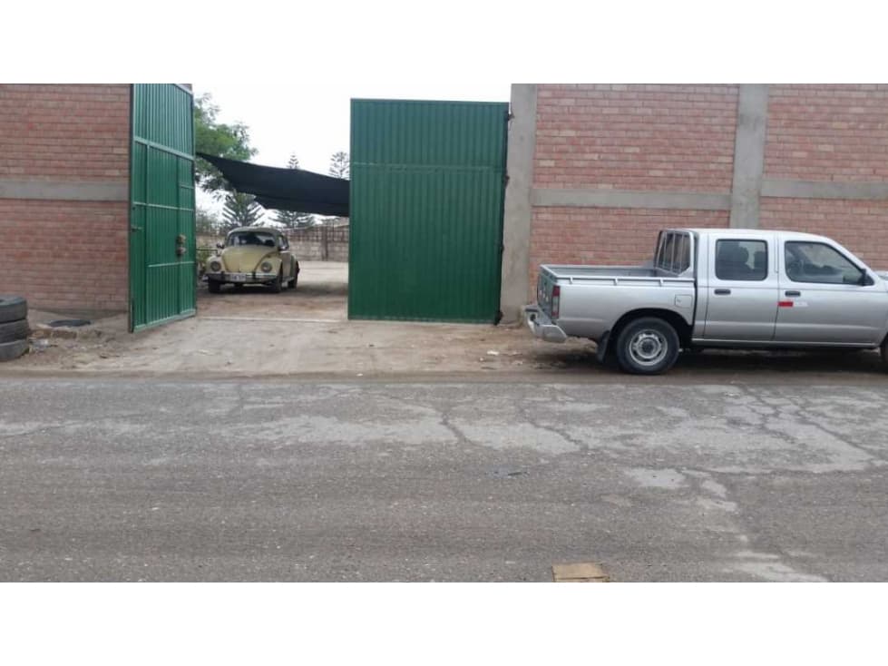 VENTA DE TERRENO INDUSTRIAL EN VIA DE EVITAMIENTO CERRO COLORADO - 2
