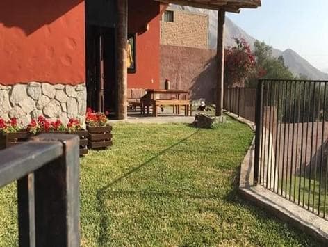 Casa De Estreno en Venta o Alquiler en Cieneguilla - 1
