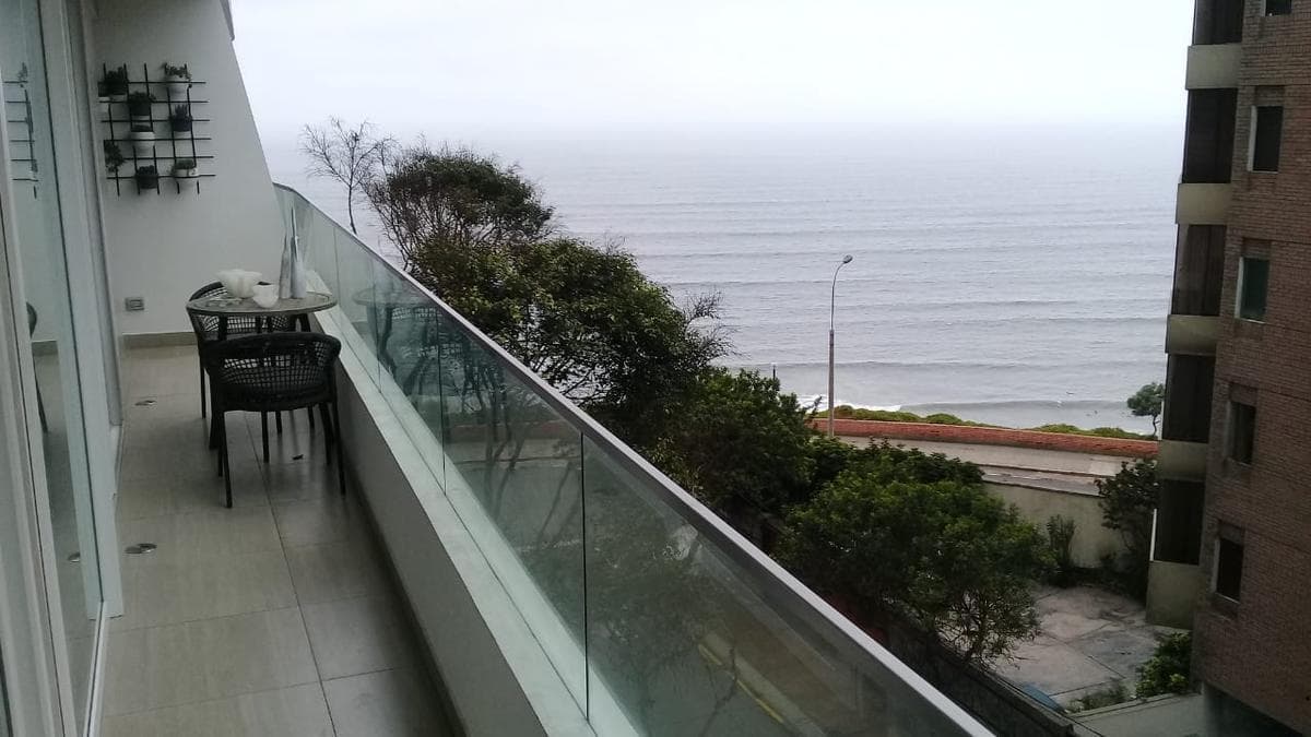 Vendo Lindo Dpto en Malecon de la Reserva 4, Miraflores (Frente a Larco Mar) - 1