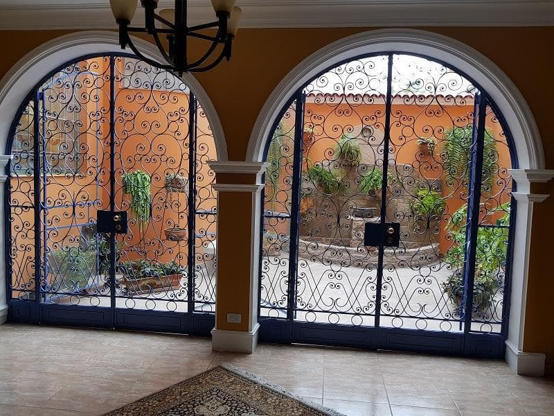 Precio rebajado!!! Hermosa Casa en Venta en Miraflores Ideal Como Inversión! - 1