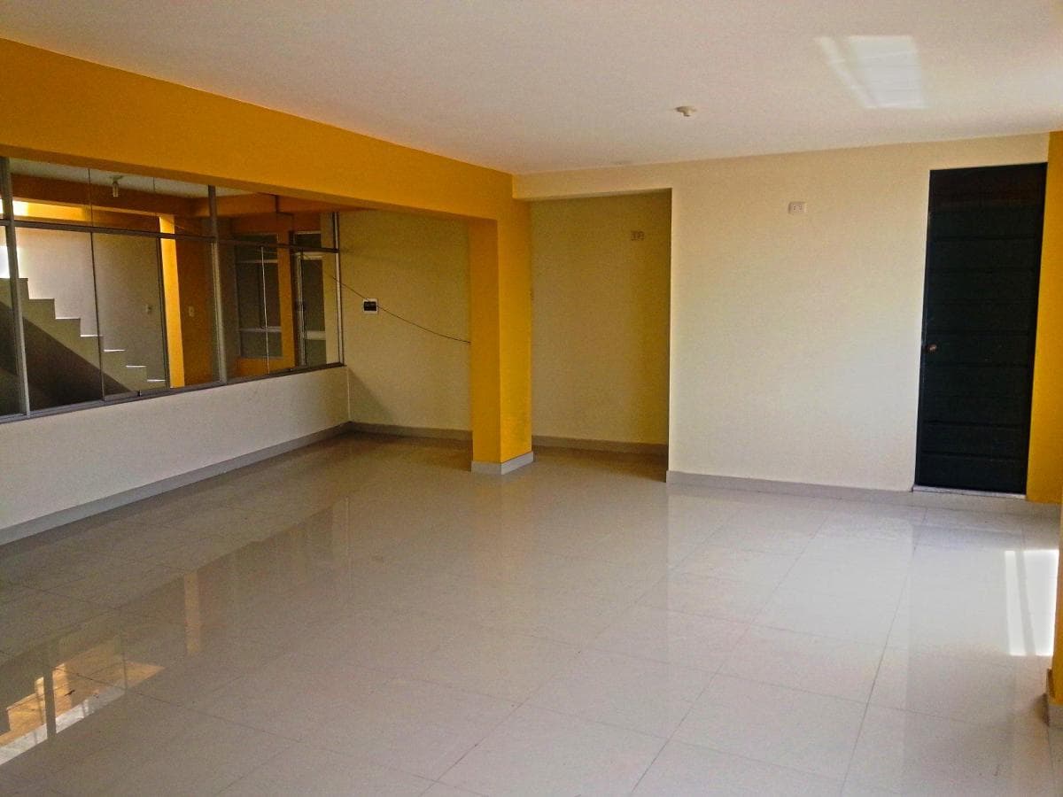 ALQUILER DE OFICINAS/LOCALES OCTAVIO MUÑOZ NÁJAR CON GOYENECHE - 2